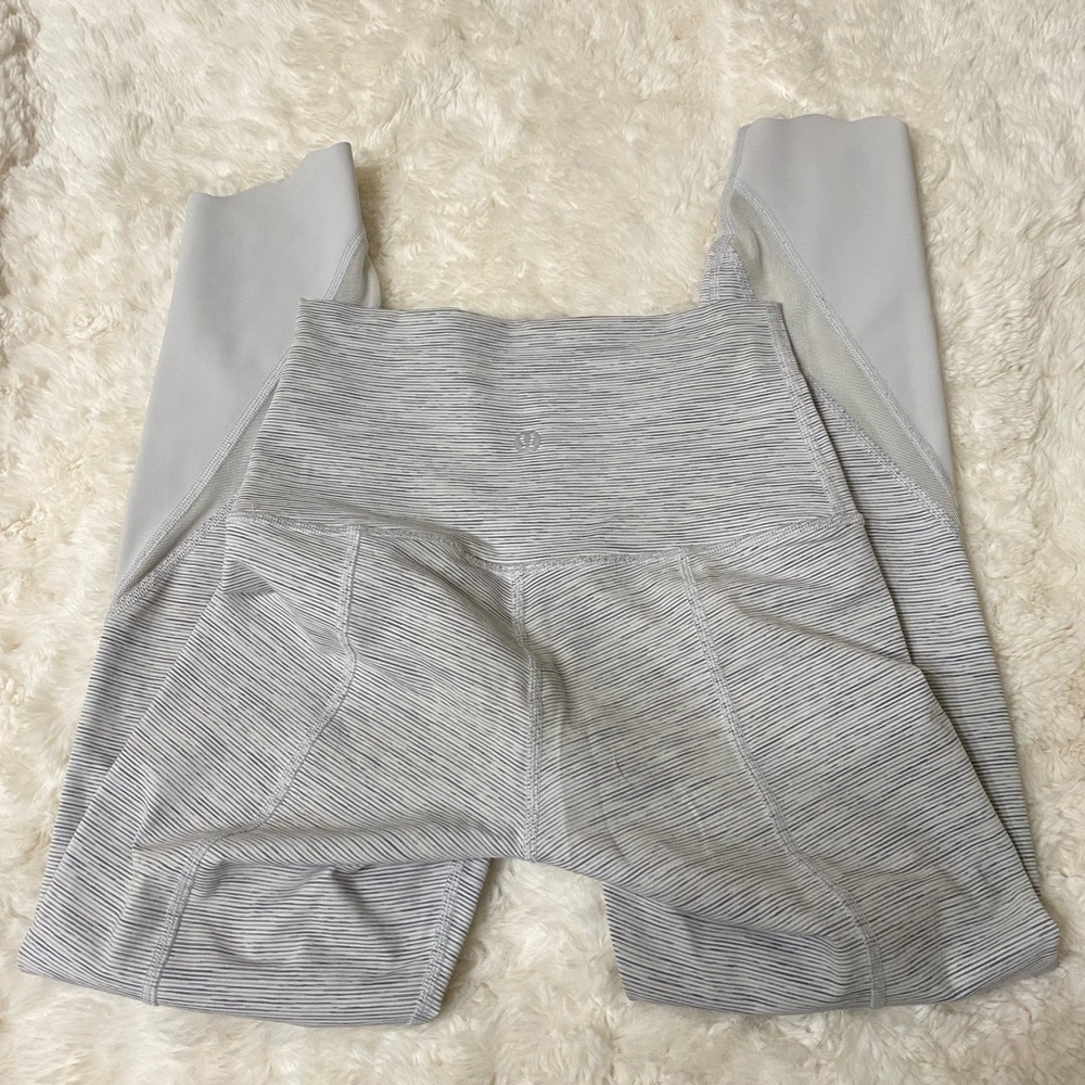 LULULEMON leggings🤍☁️